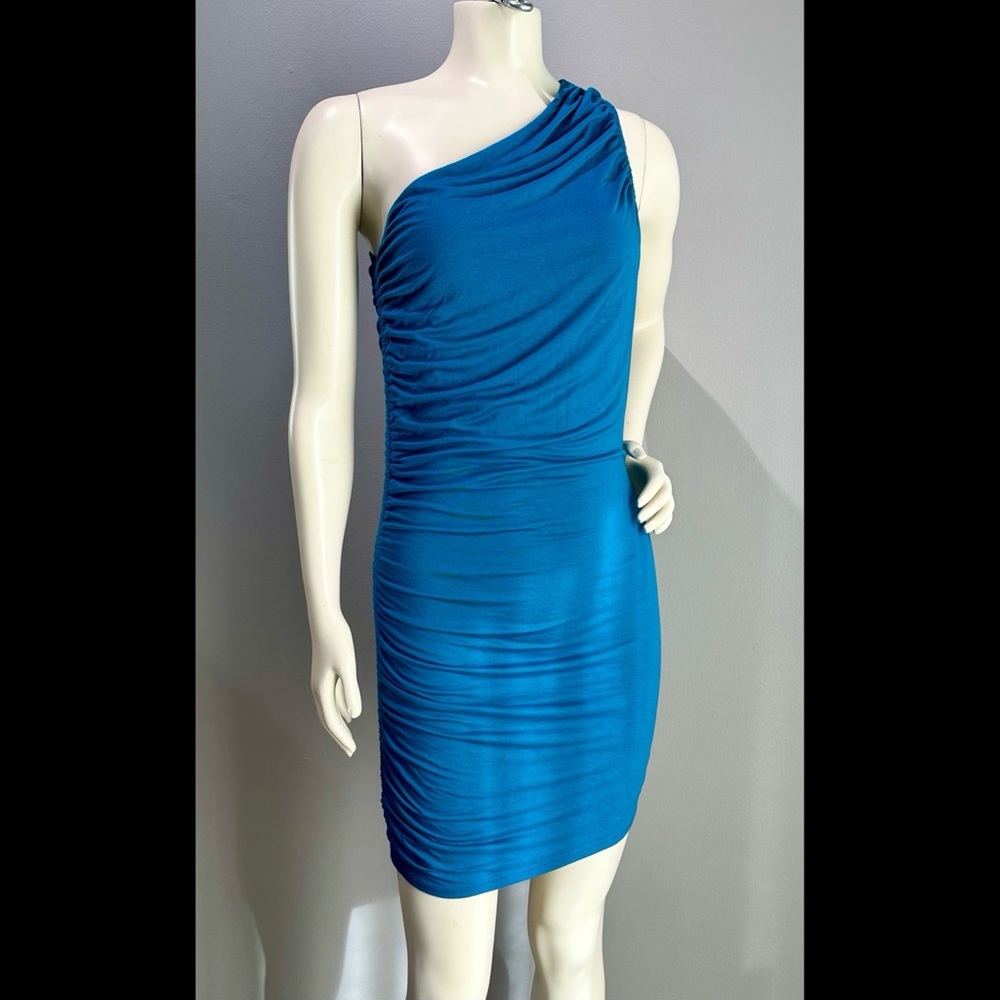 Elegant Blue One-Shoulder Dress